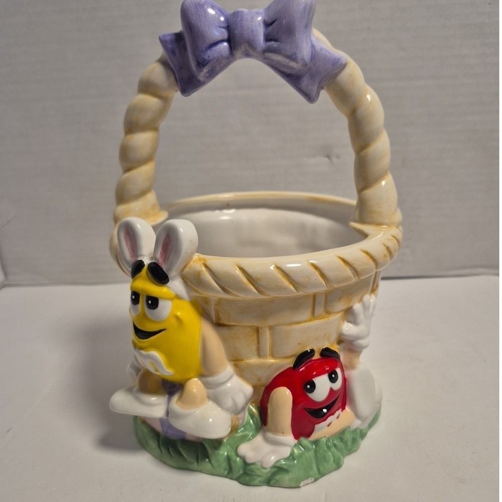 Vintage M&M Mars Candy Ceramic‎ Easter Basket Red & Yellow FTD 9" Planter